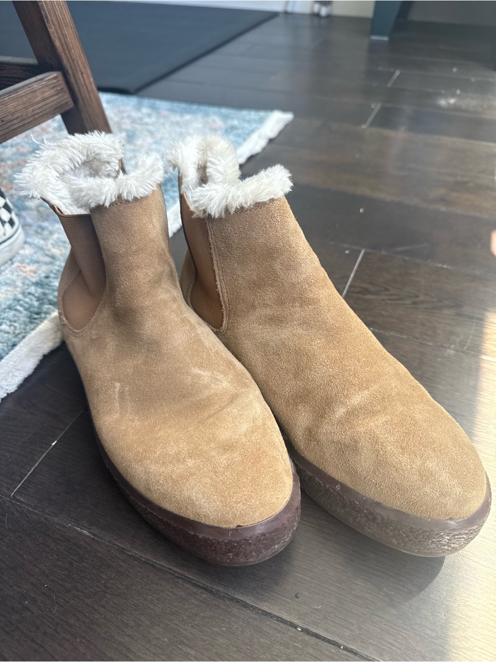 Madewell Tan Suede Fur Lined Chelsea Booties - Picture 5 of 7